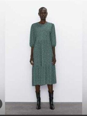 zara asymmetric tulle dress Zara printed asymmetric tulle dress -size large